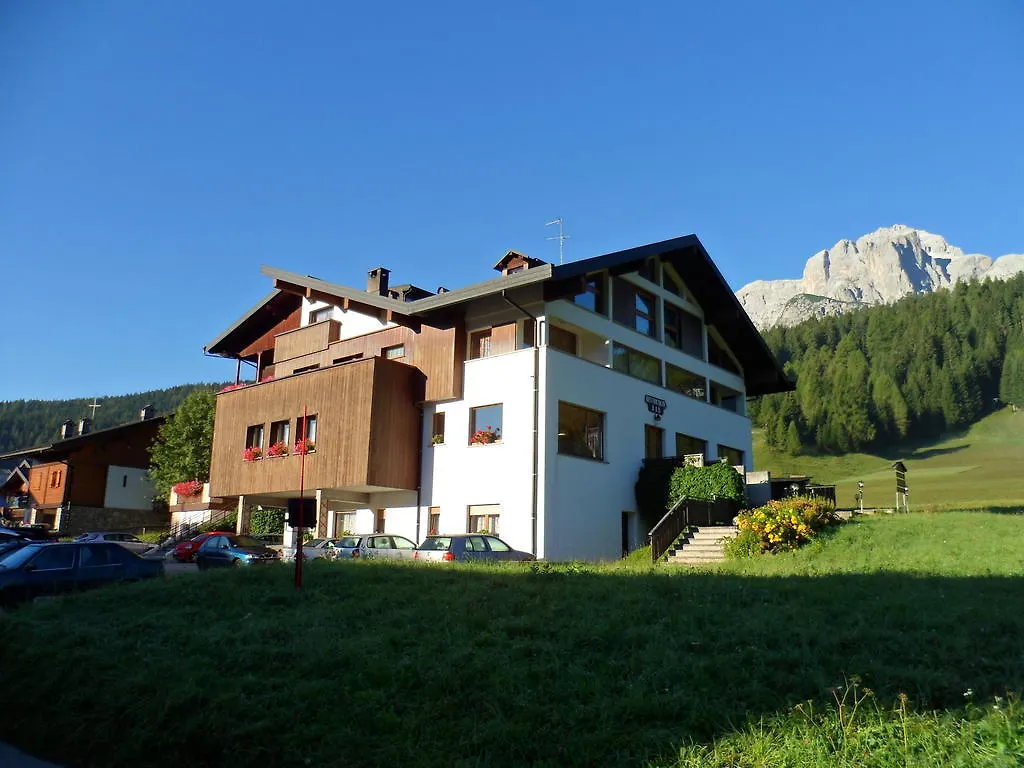 Hotel D'La Varda Padola 3*,  Italy
